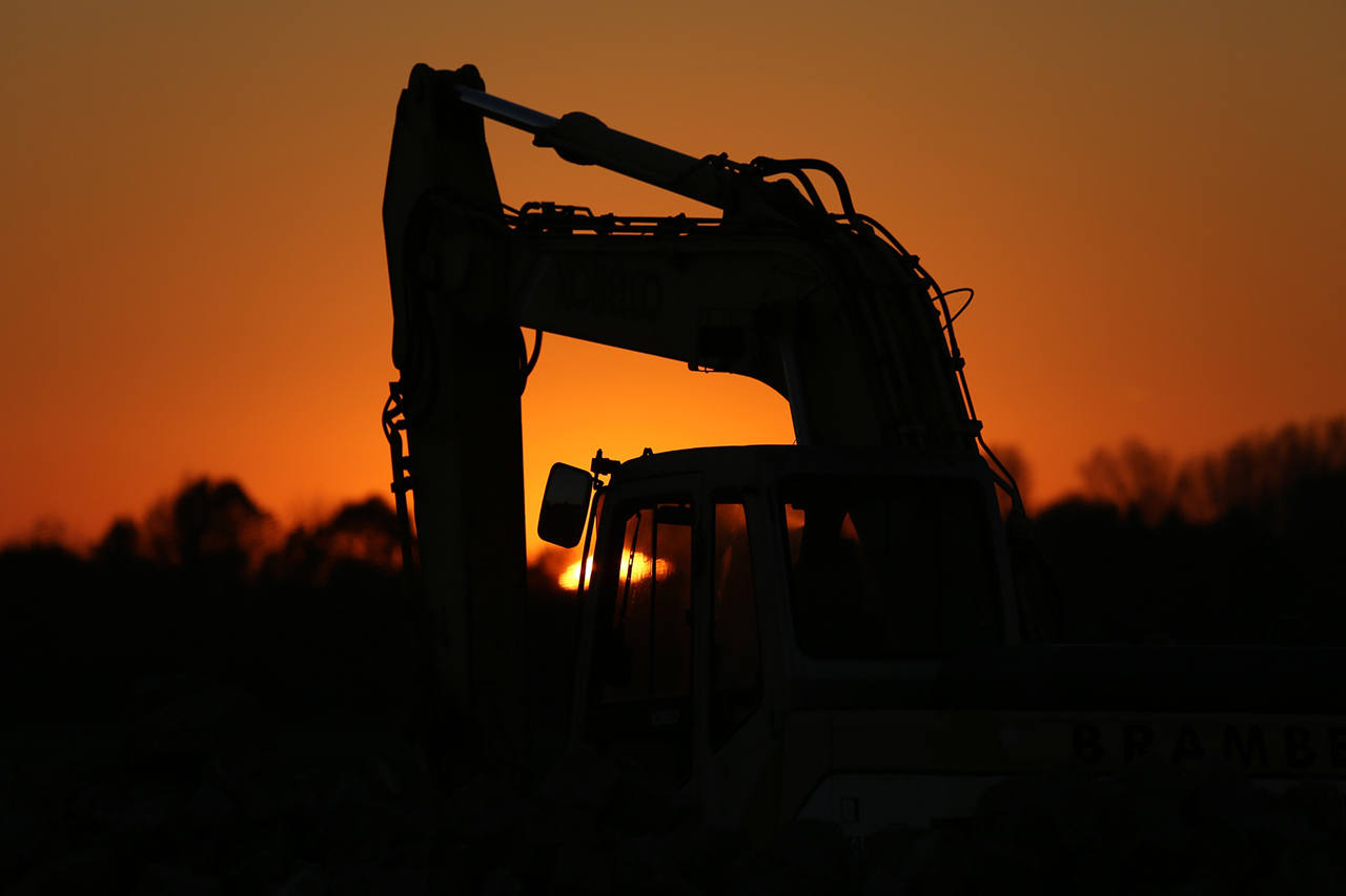 Usługi koparką JCB 3CX